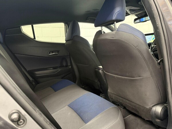 Used Toyota C-HR 2018 for sale - 75623158: Photo 29