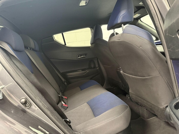 Used Toyota C-HR 2018 for sale - 75623158: Photo 33