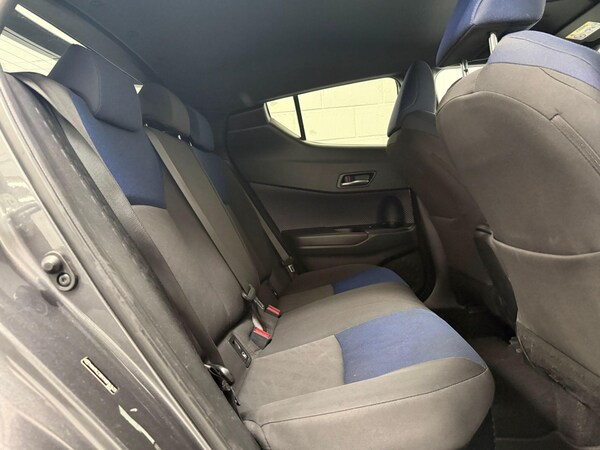 Used Toyota C-HR 2018 for sale - 75623158: Photo 34