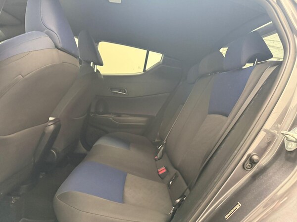 Used Toyota C-HR 2018 for sale - 75623158: Photo 39