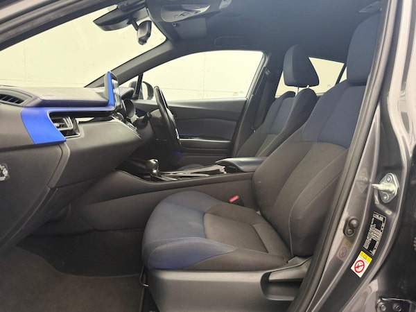 Used Toyota C-HR 2018 for sale - 75623158: Photo 41