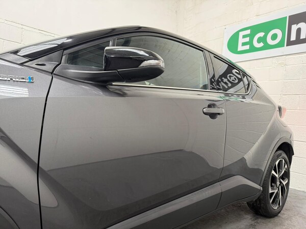 Used Toyota C-HR 2018 for sale - 75623158: Photo 5