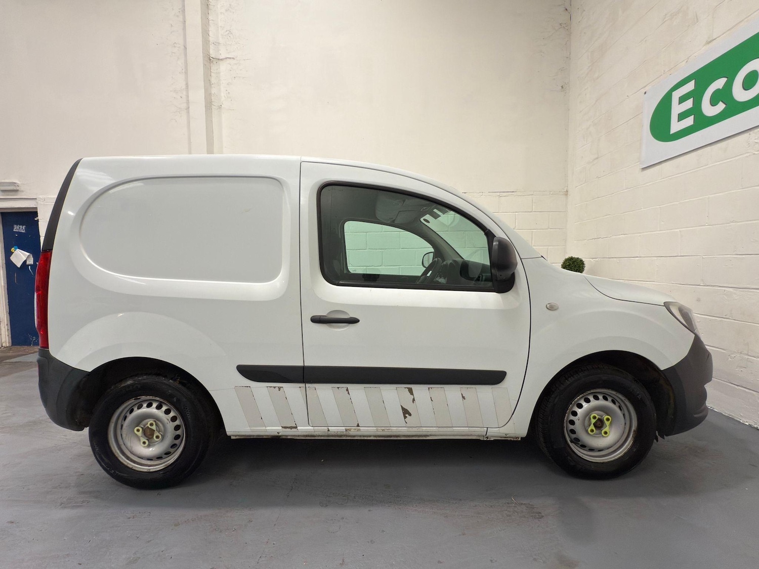 Vehicle 21