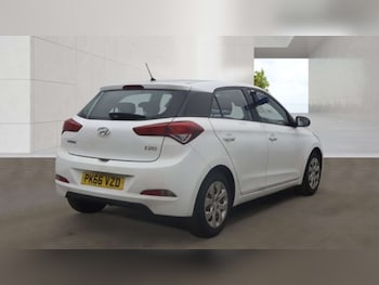 Used Hyundai i20 2016 for sale - 79449588: Photo