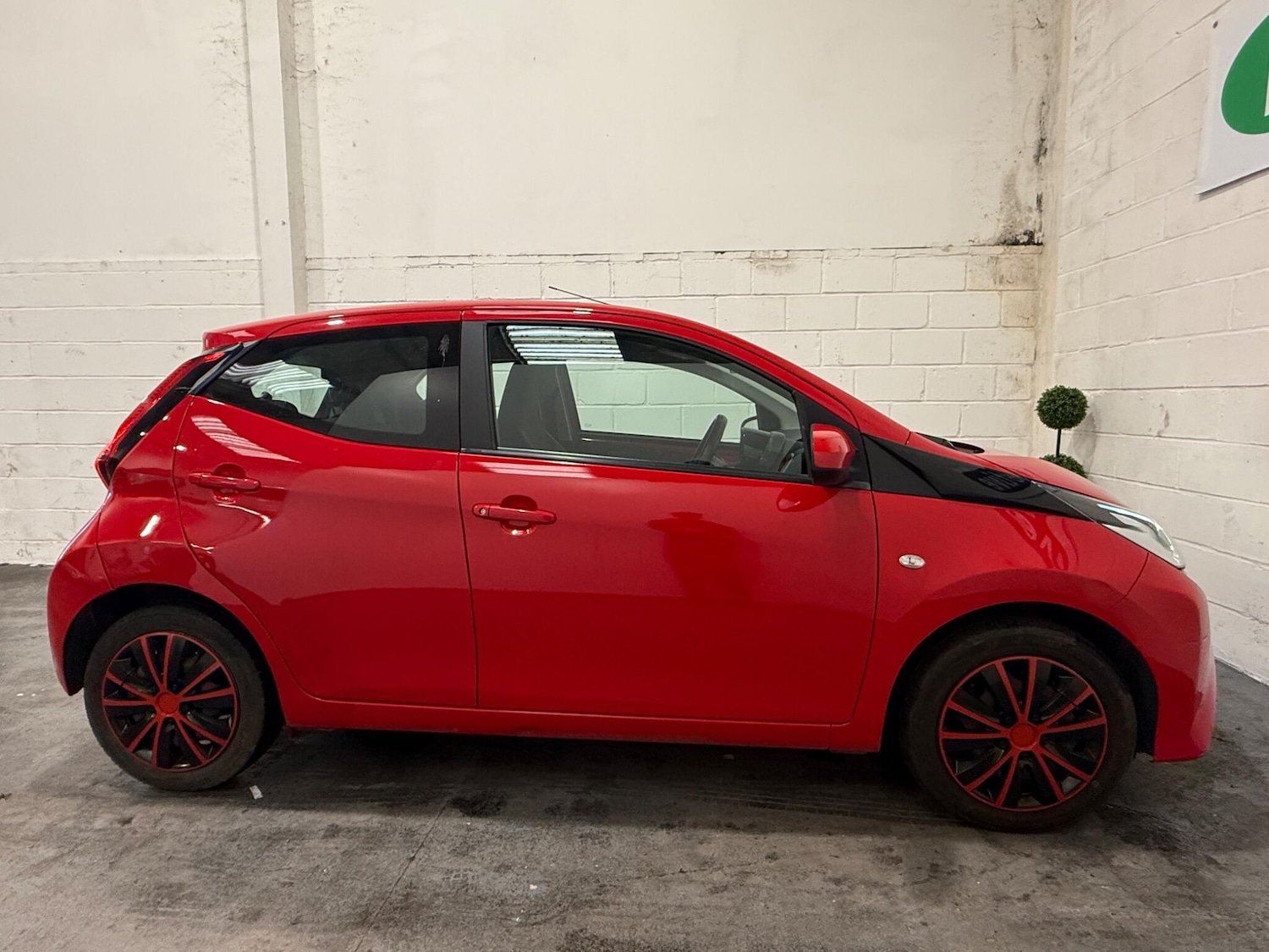 Used Toyota AYGO 2019 for sale - 77550051: Photo 12