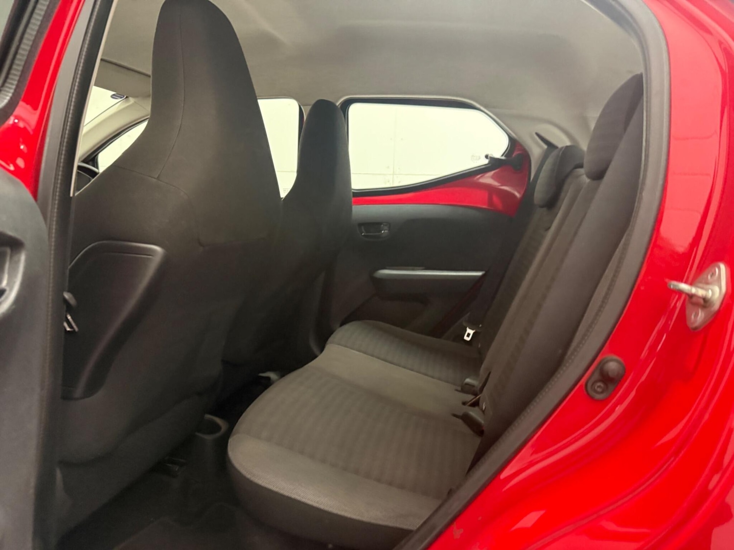 Used Toyota AYGO 2019 for sale - 77550051: Photo 25