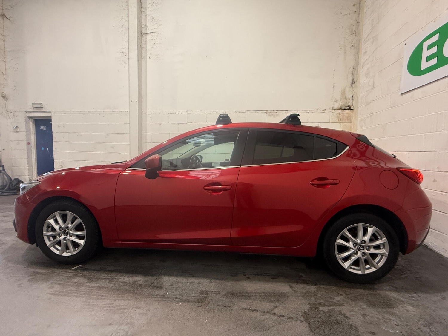 Used Mazda Mazda3 2014 for sale - 77704617: Photo 8