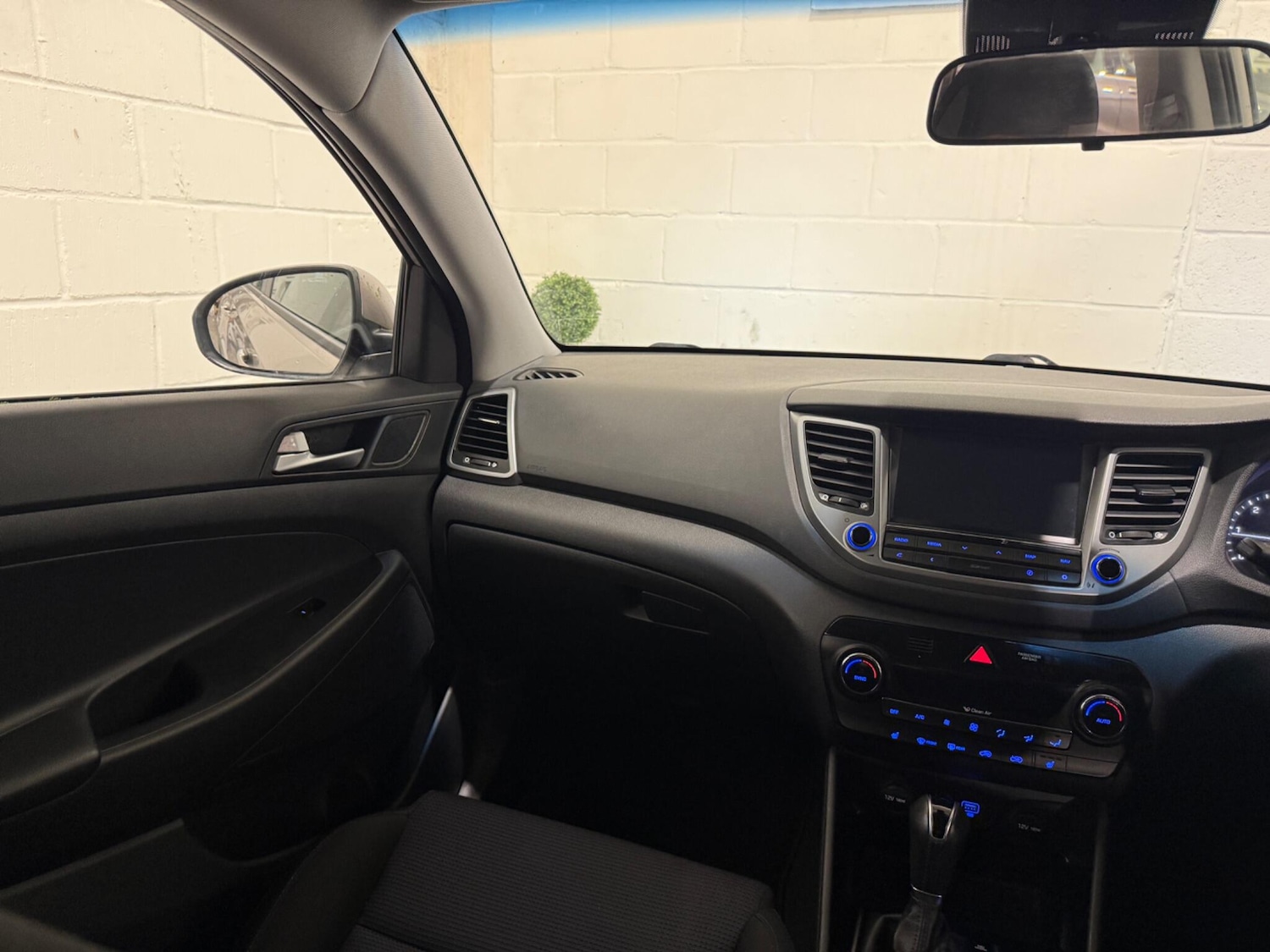 Used Hyundai TUCSON 2016 for sale - 77015373: Photo 18