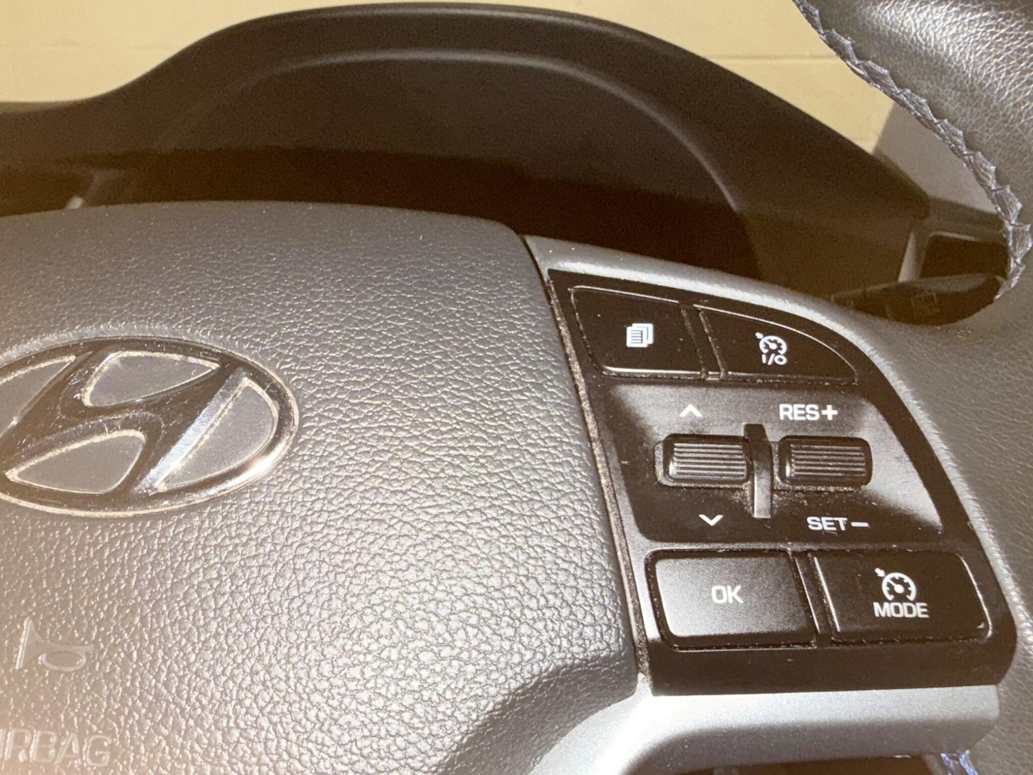 Used Hyundai TUCSON 2016 for sale - 77015373: Photo 28