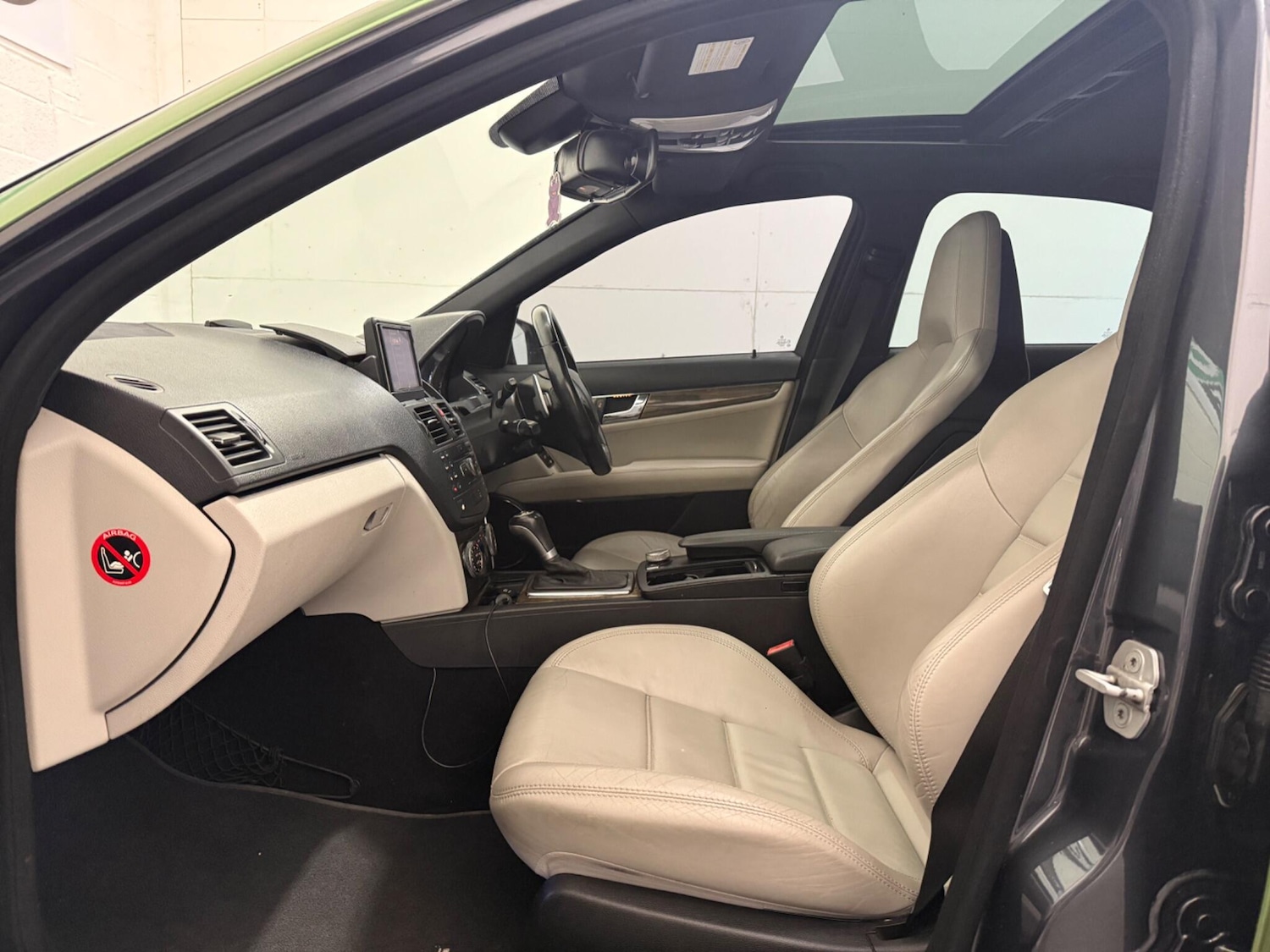 Used Mercedes-Benz C Class 2008 for sale - 76953298: Photo 46