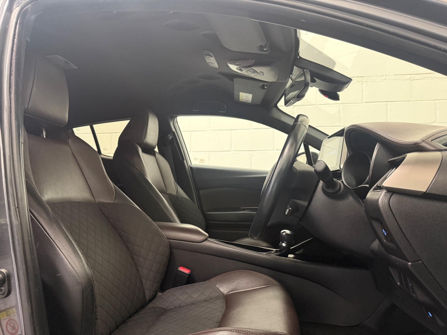 Used Toyota C-HR 2017 for sale - 77084371: Photo 16