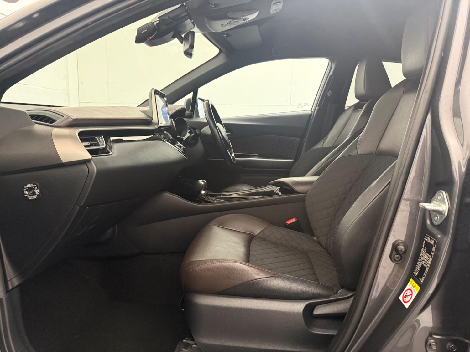 Used Toyota C-HR 2017 for sale - 77084371: Photo 34