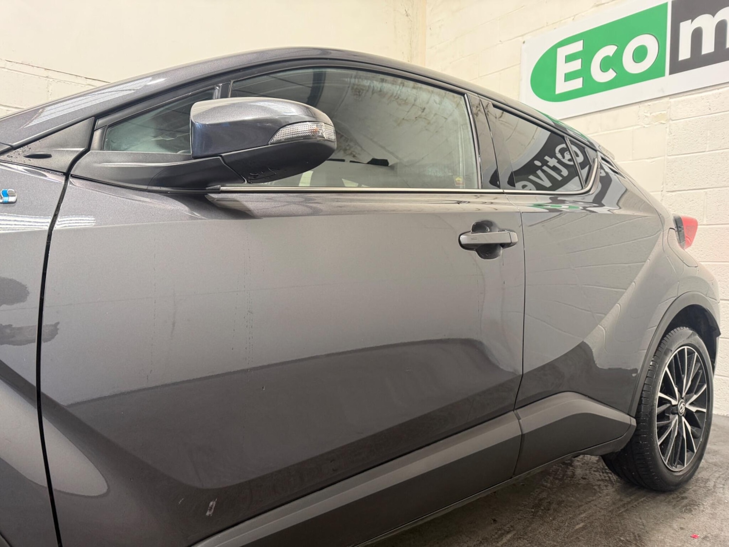 Used Toyota C-HR 2017 for sale - 77084371: Photo 40