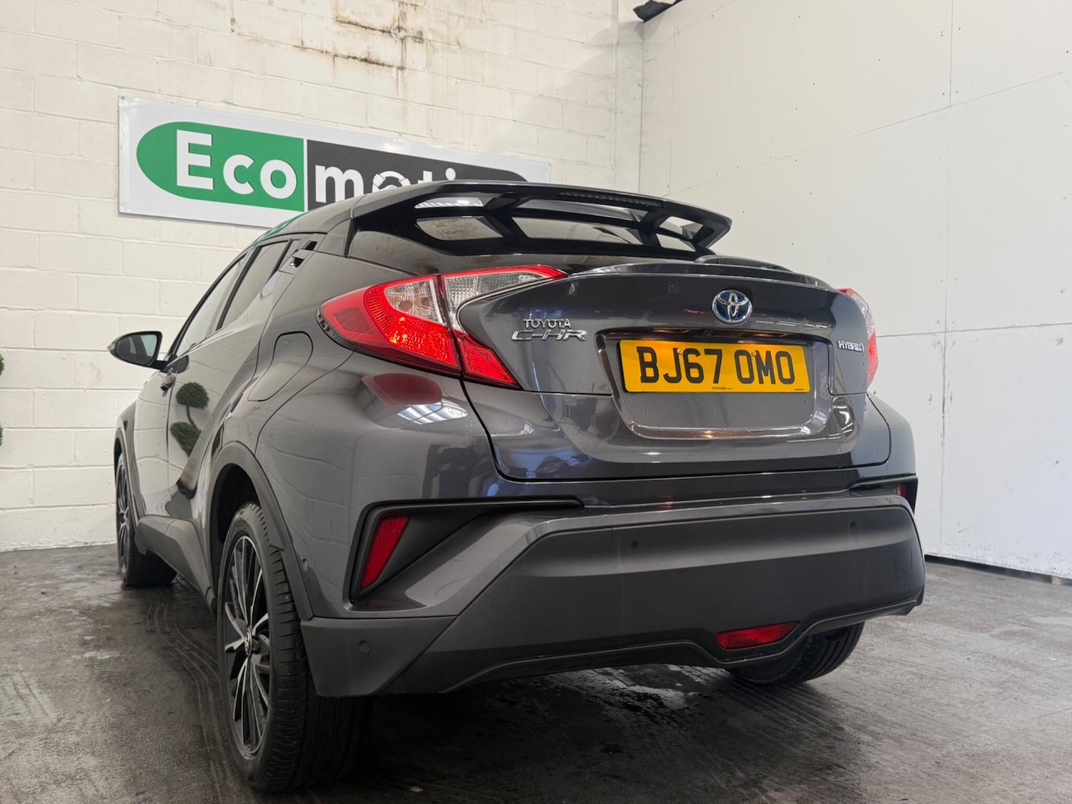 Used Toyota C-HR 2017 for sale - 77084371: Photo 5