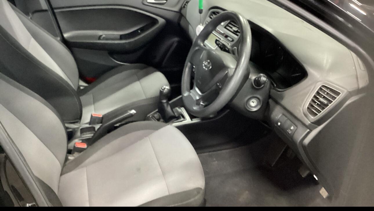 Used Hyundai i20 for sale - 77191864: Photo 3