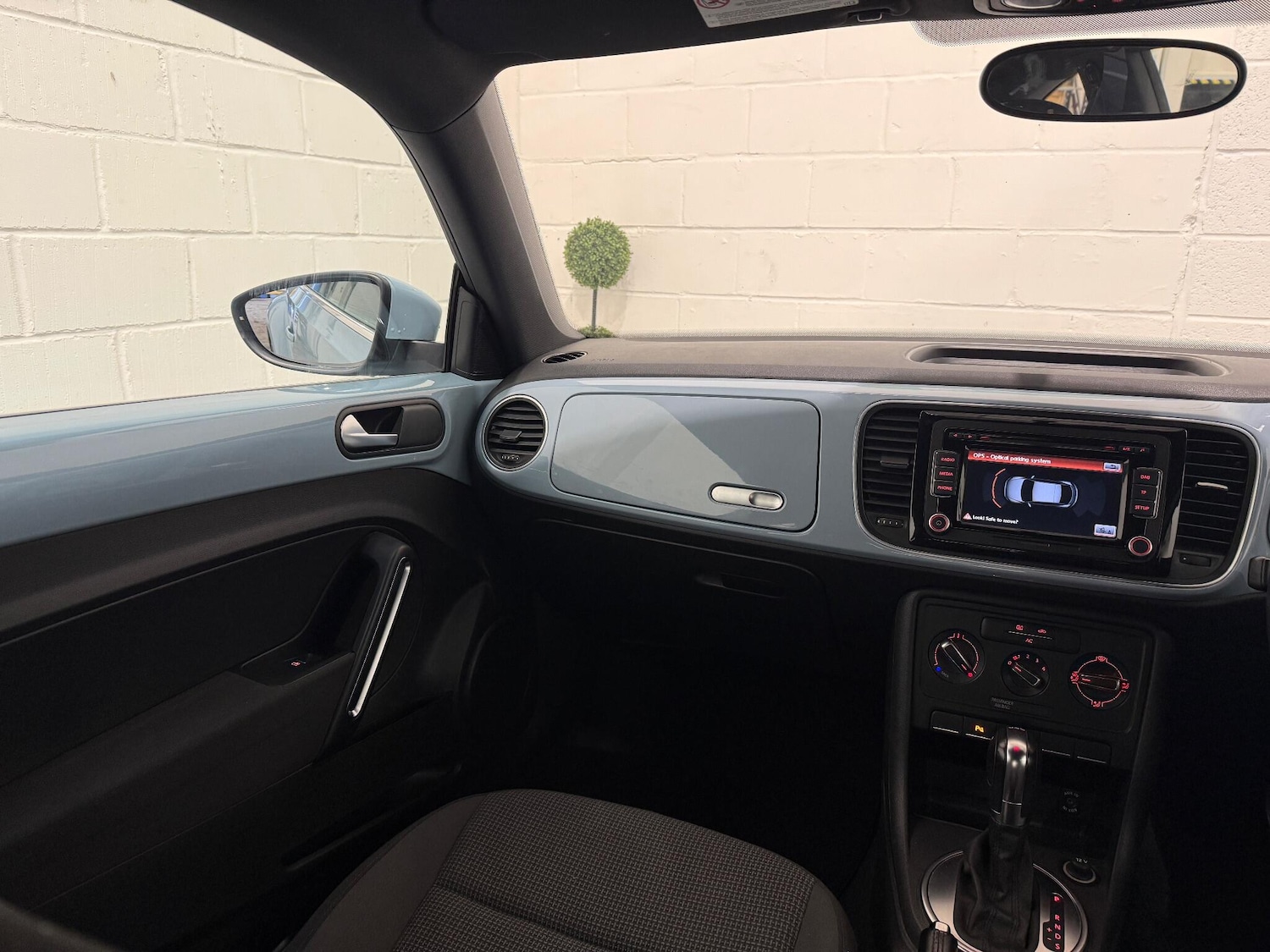 Used Volkswagen Beetle 2012 for sale - 76399055: Photo 16