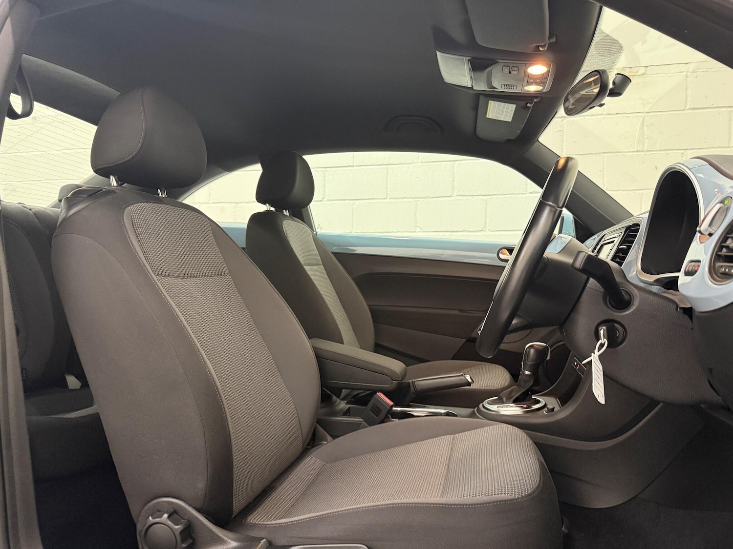 Used Volkswagen Beetle 2012 for sale - 76399055: Photo 18