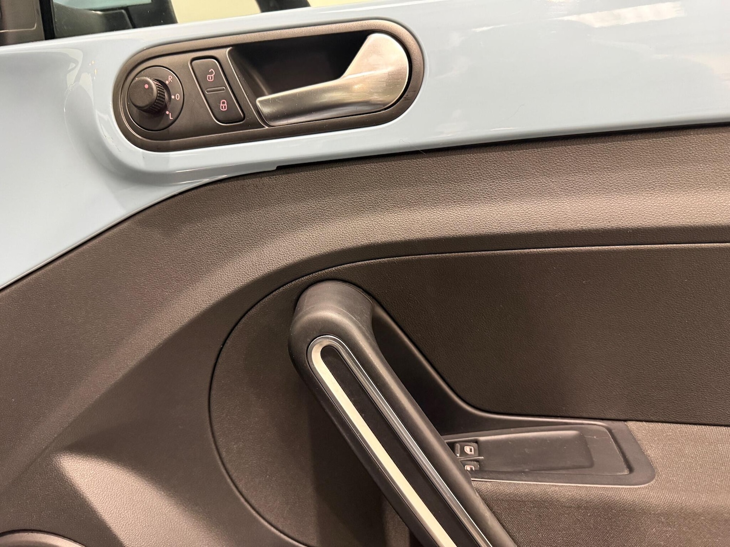 Used Volkswagen Beetle 2012 for sale - 76399055: Photo 26