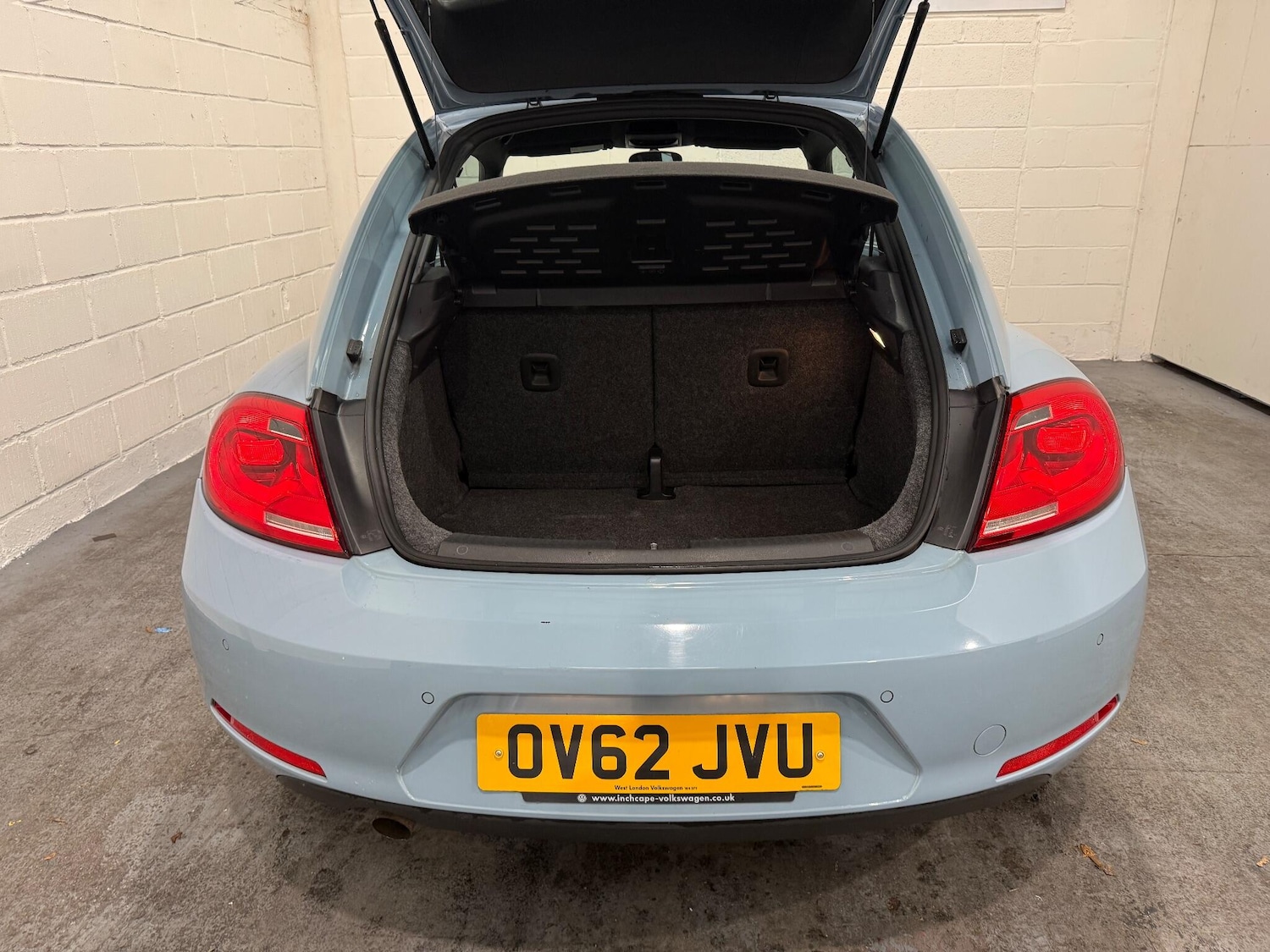 Used Volkswagen Beetle 2012 for sale - 76399055: Photo 28