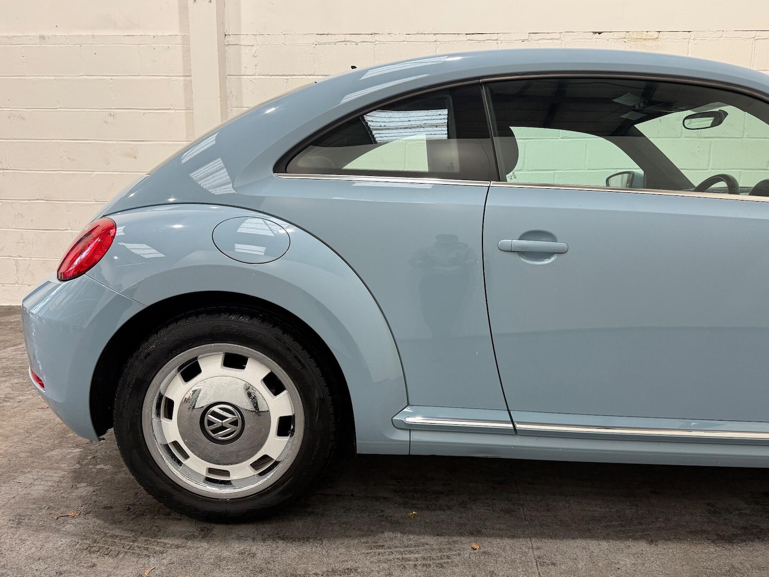 Used Volkswagen Beetle 2012 for sale - 76399055: Photo 8