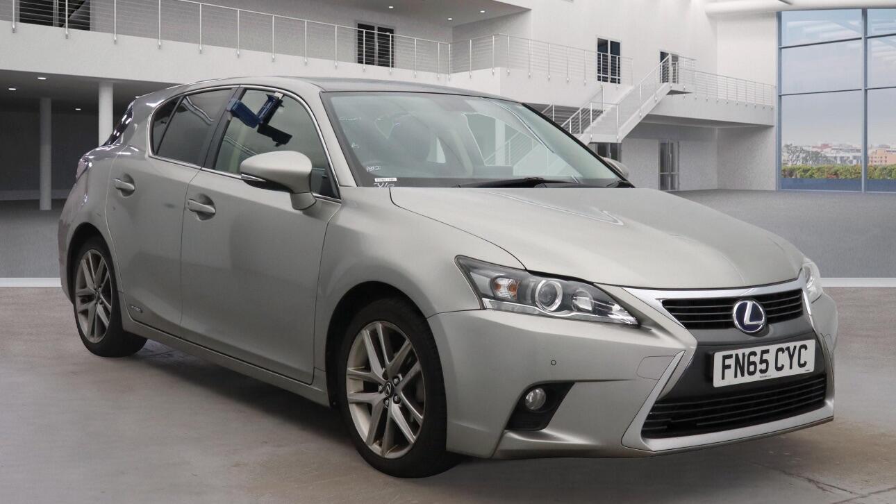 Used Lexus CT 2015 for sale - 76527870: Photo 1