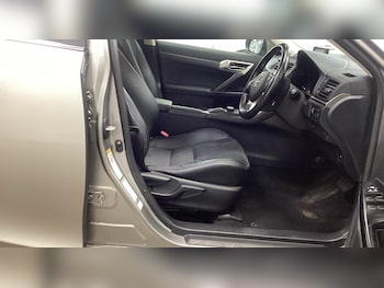 Used Lexus CT 2015 for sale - 76527870: Photo