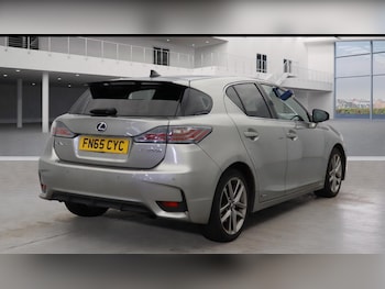 Used Lexus CT 2015 for sale - 76527870: Photo