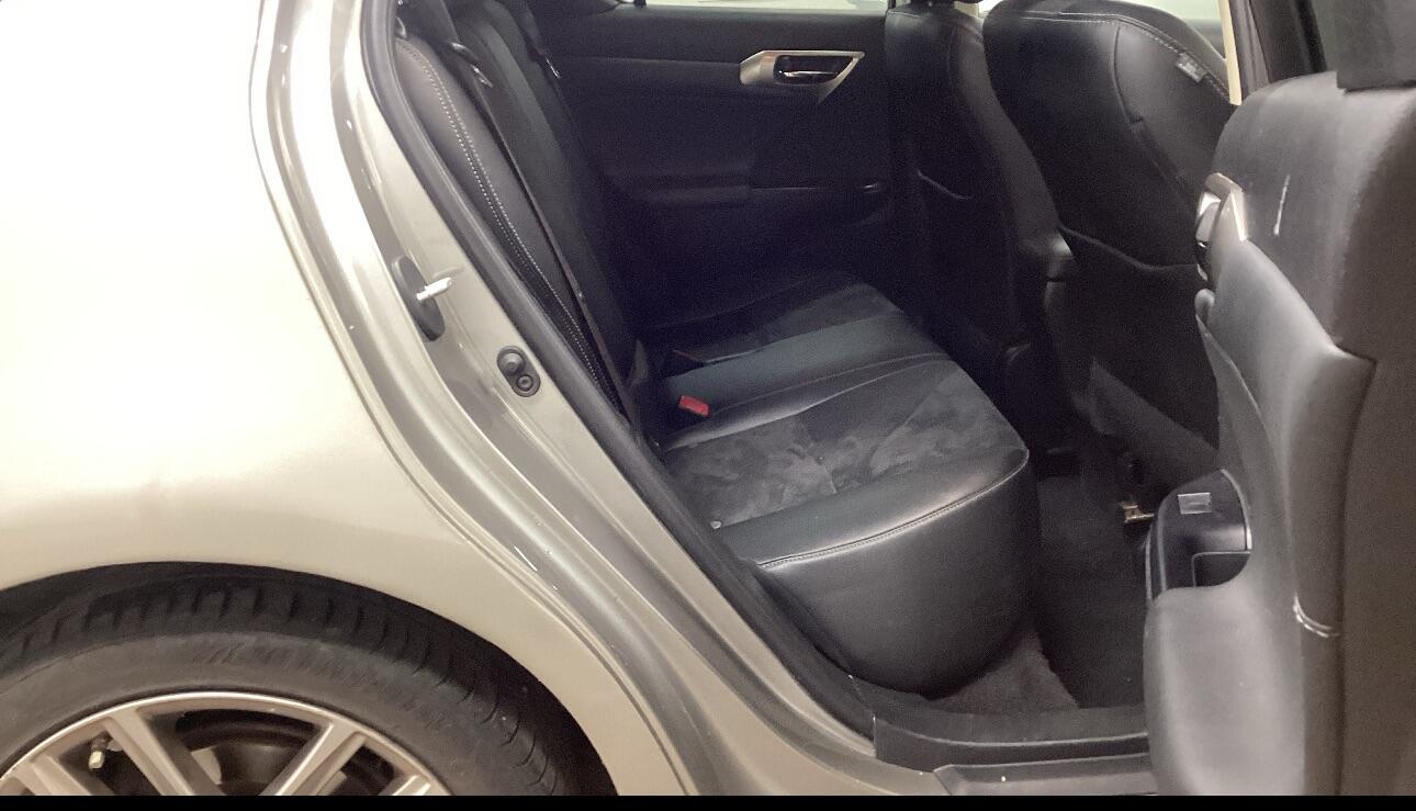 Used Lexus CT 2015 for sale - 76527870: Photo 8