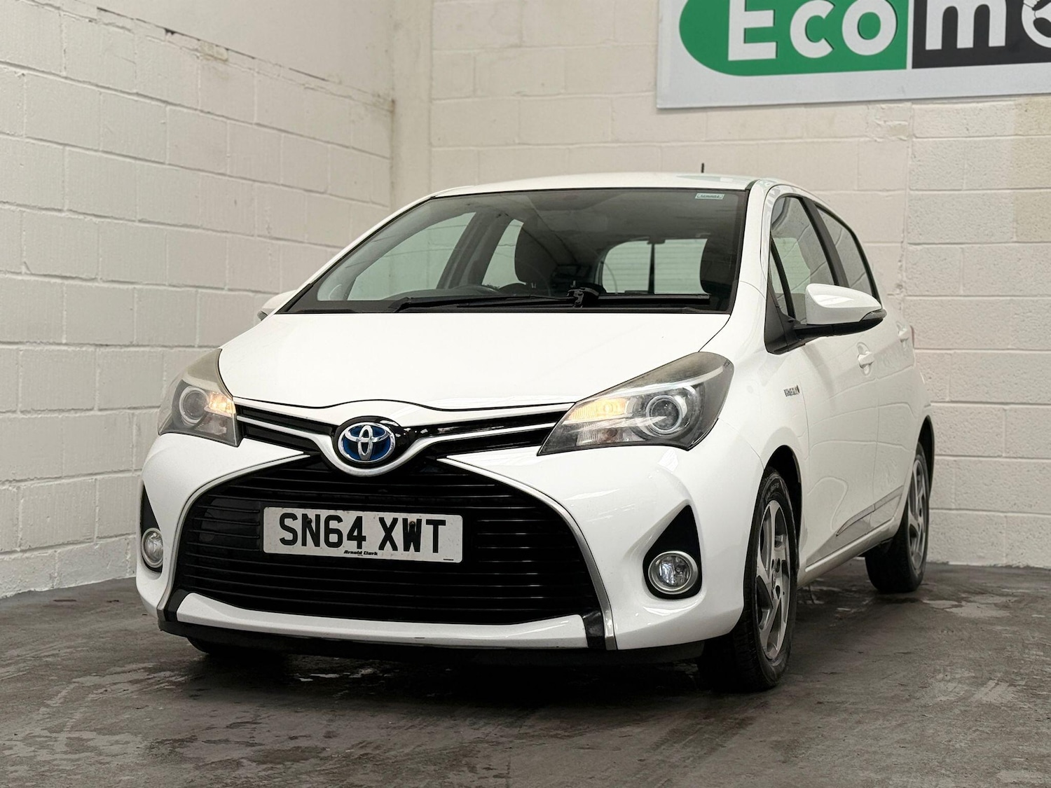 Used Toyota Yaris for sale - 76572086: Photo 2