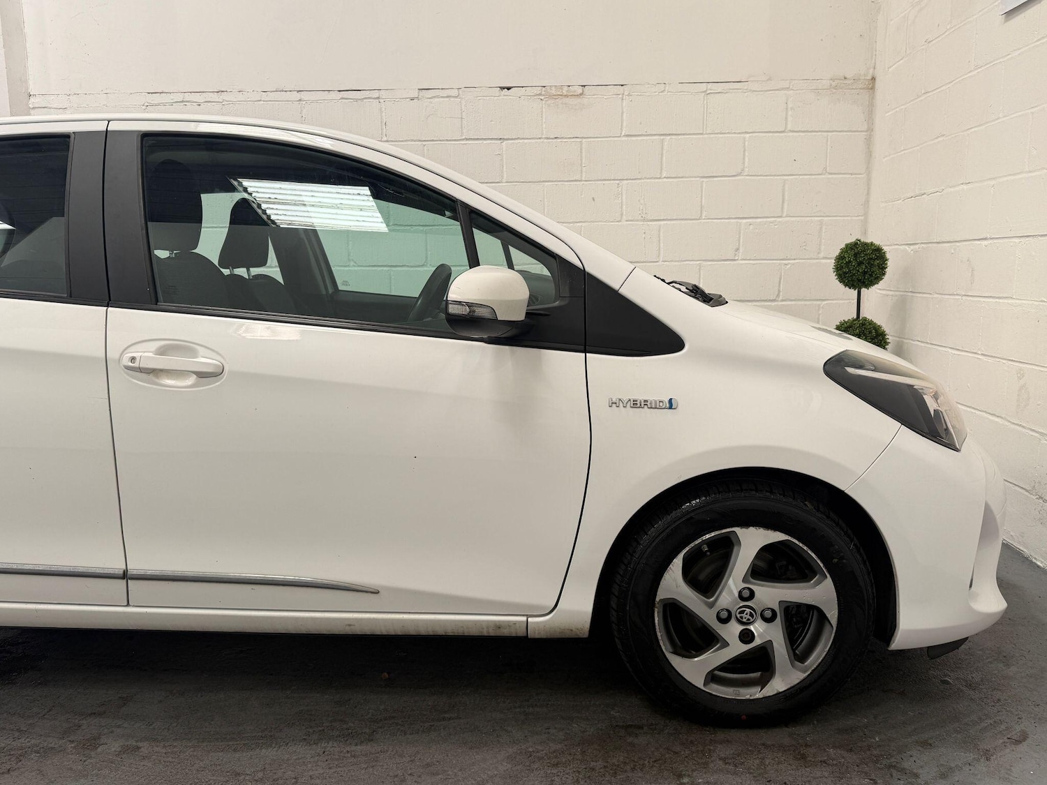 Used Toyota Yaris for sale - 76572086: Photo 23
