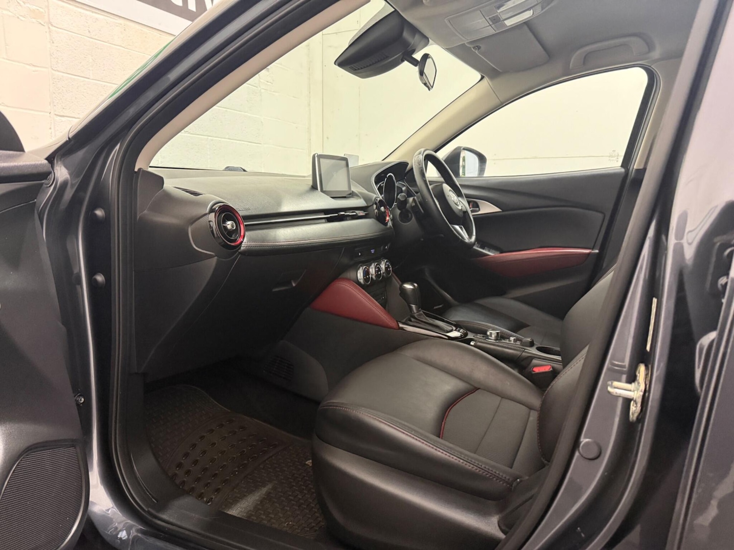 Used Mazda CX-3 2017 for sale - 77537214: Photo 35