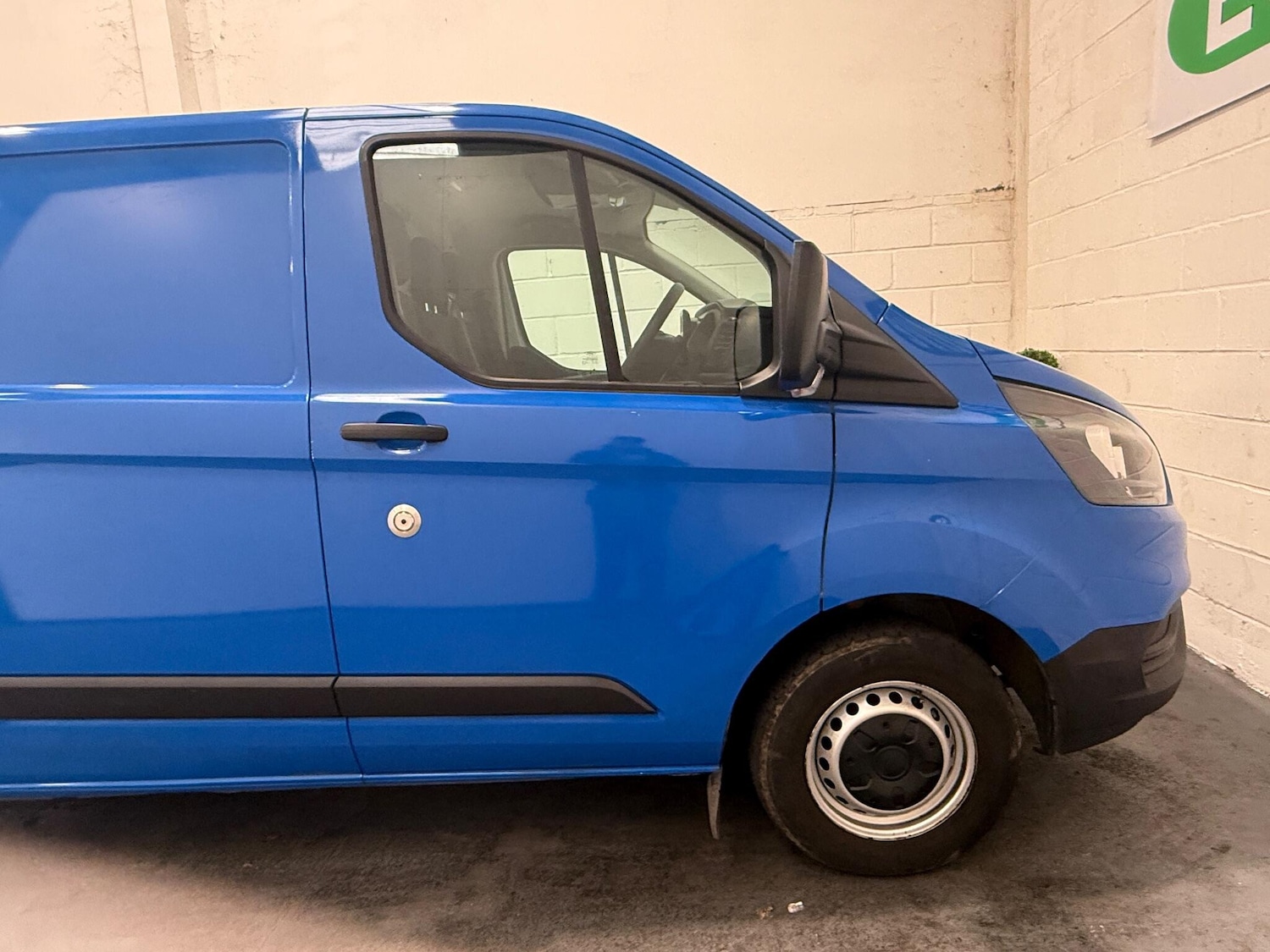 Used Ford Transit Custom 2021 for sale - 76572526: Photo 10