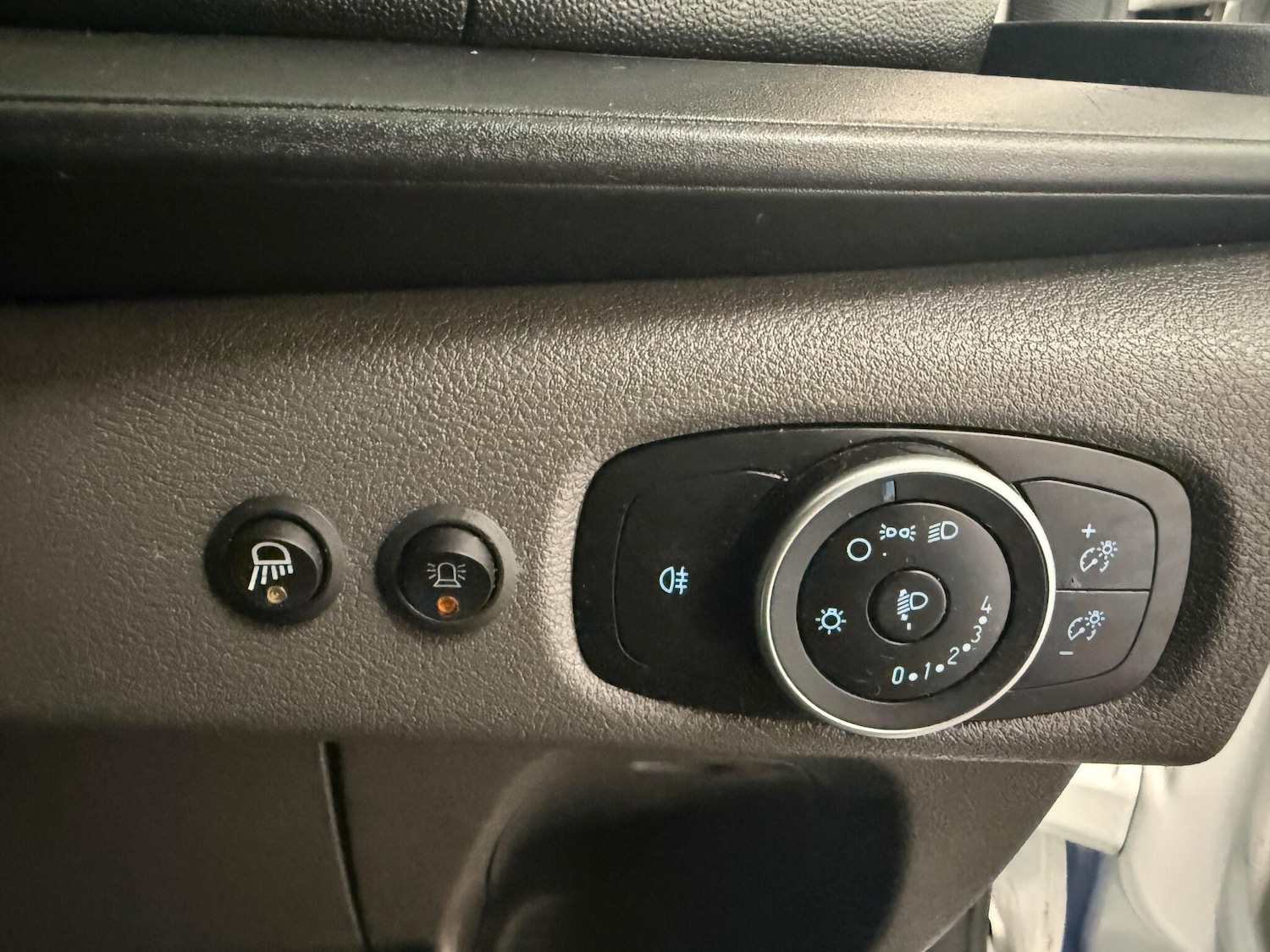 Used Ford Transit Custom 2021 for sale - 76572526: Photo 17