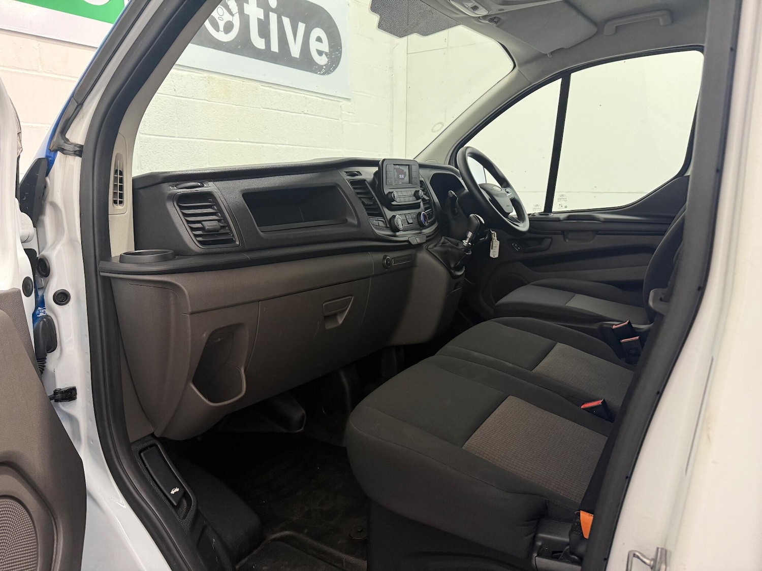 Used Ford Transit Custom 2021 for sale - 76572526: Photo 21