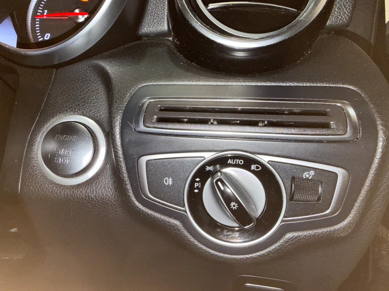 Used Mercedes-Benz GLC 2016 for sale - 77783560: Photo 29