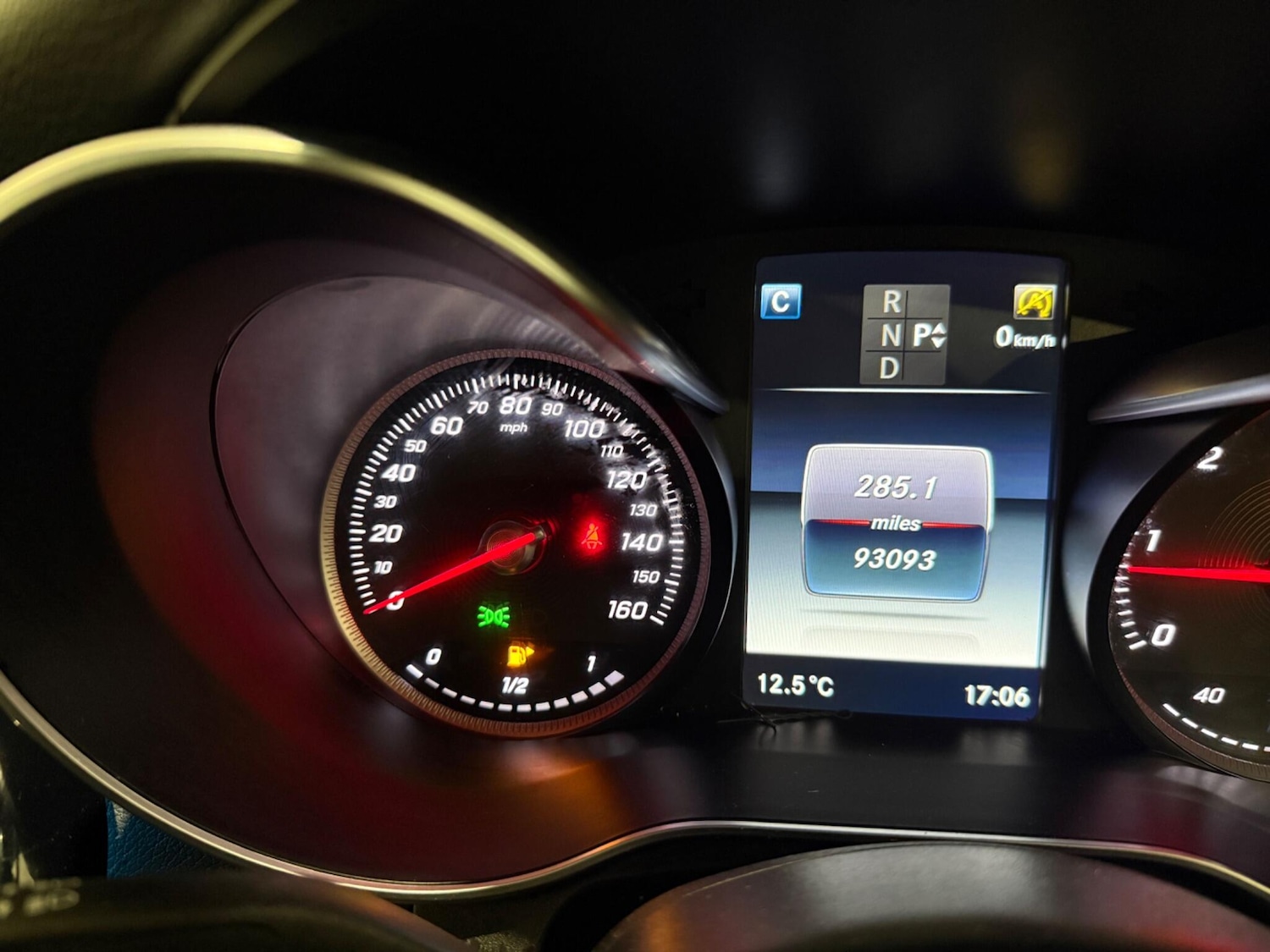 Used Mercedes-Benz GLC 2016 for sale - 77783560: Photo 34