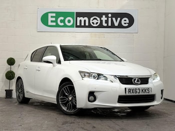 2013 (63) - 1.8 200h Luxury CVT Euro 5 (s/s) 5dr
