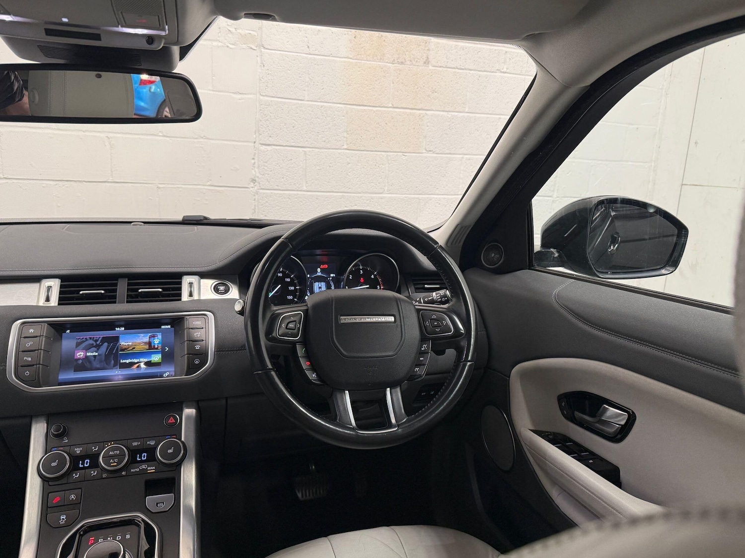 Used Land Rover Range Rover Evoque 2017 for sale - 76024723: Photo 34