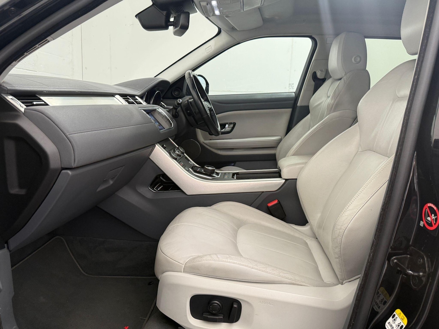 Used Land Rover Range Rover Evoque 2017 for sale - 76024723: Photo 44