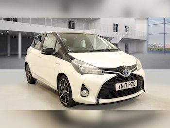 Used Toyota Yaris 2017 for sale - 77939829: Photo
