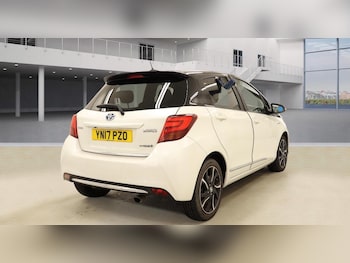 Used Toyota Yaris 2017 for sale - 77939829: Photo