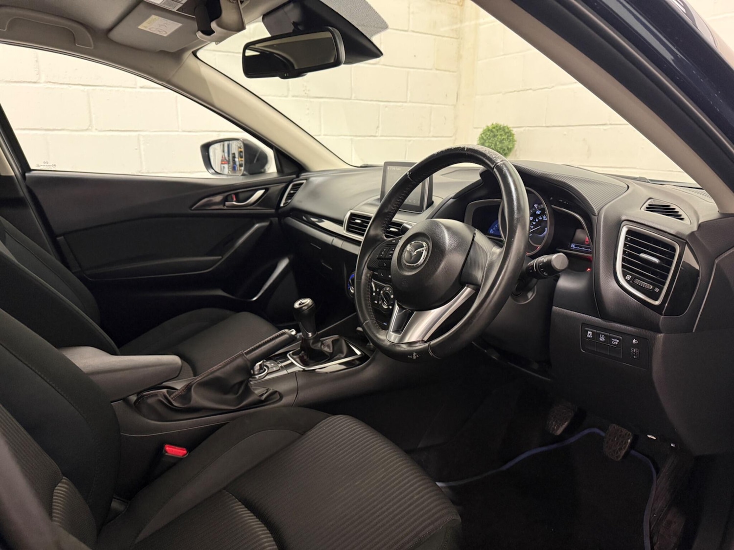 Used Mazda Mazda3 2016 for sale - 76619853: Photo 12