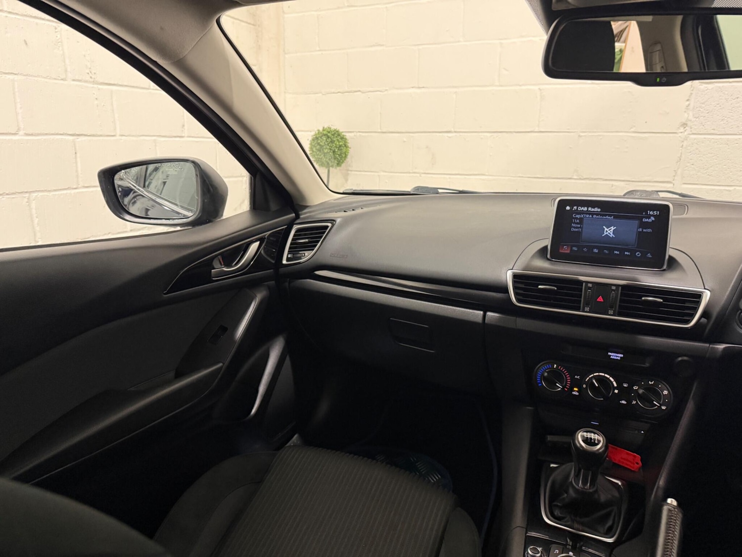 Used Mazda Mazda3 2016 for sale - 76619853: Photo 15