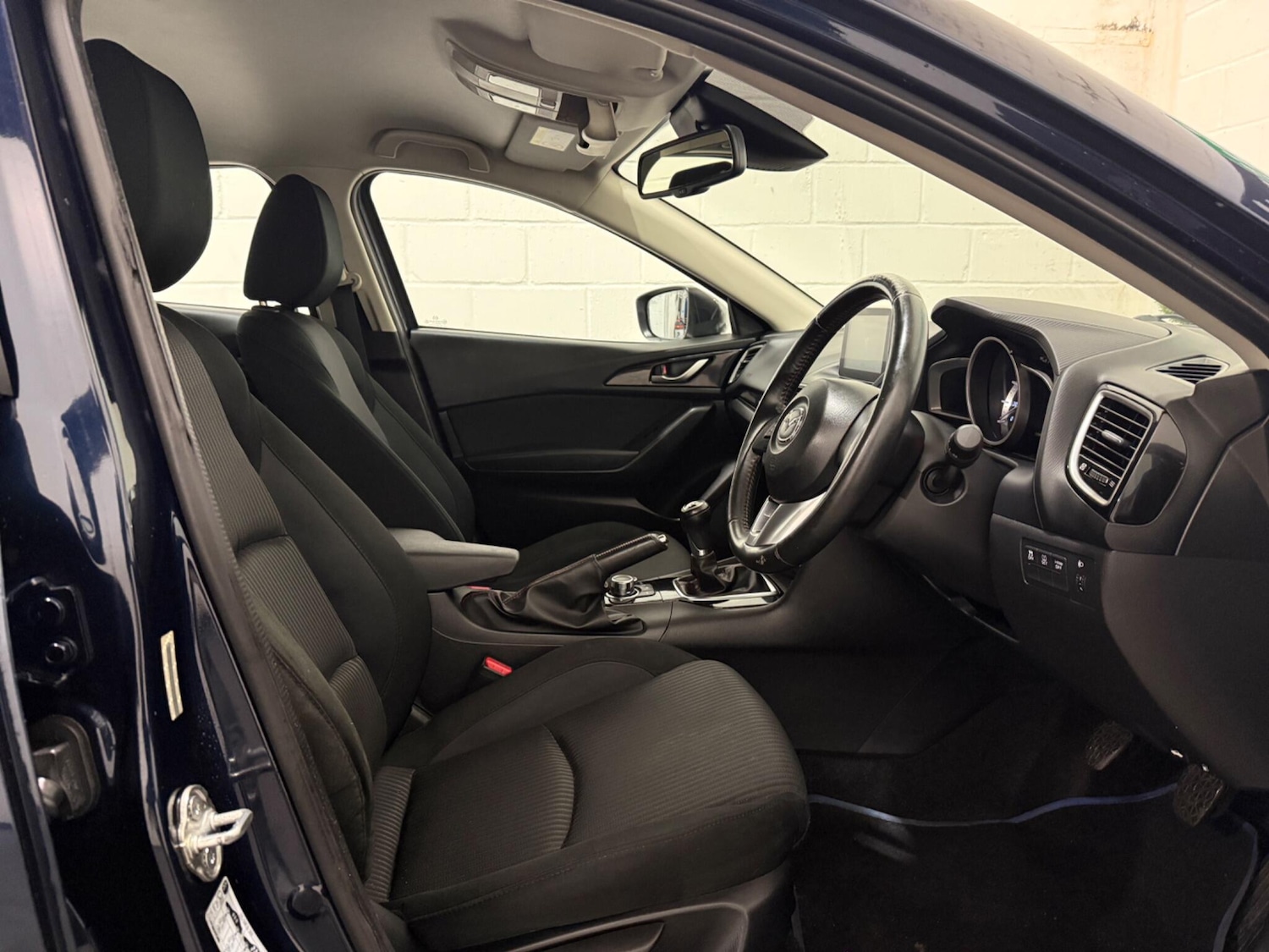 Used Mazda Mazda3 2016 for sale - 76619853: Photo 16