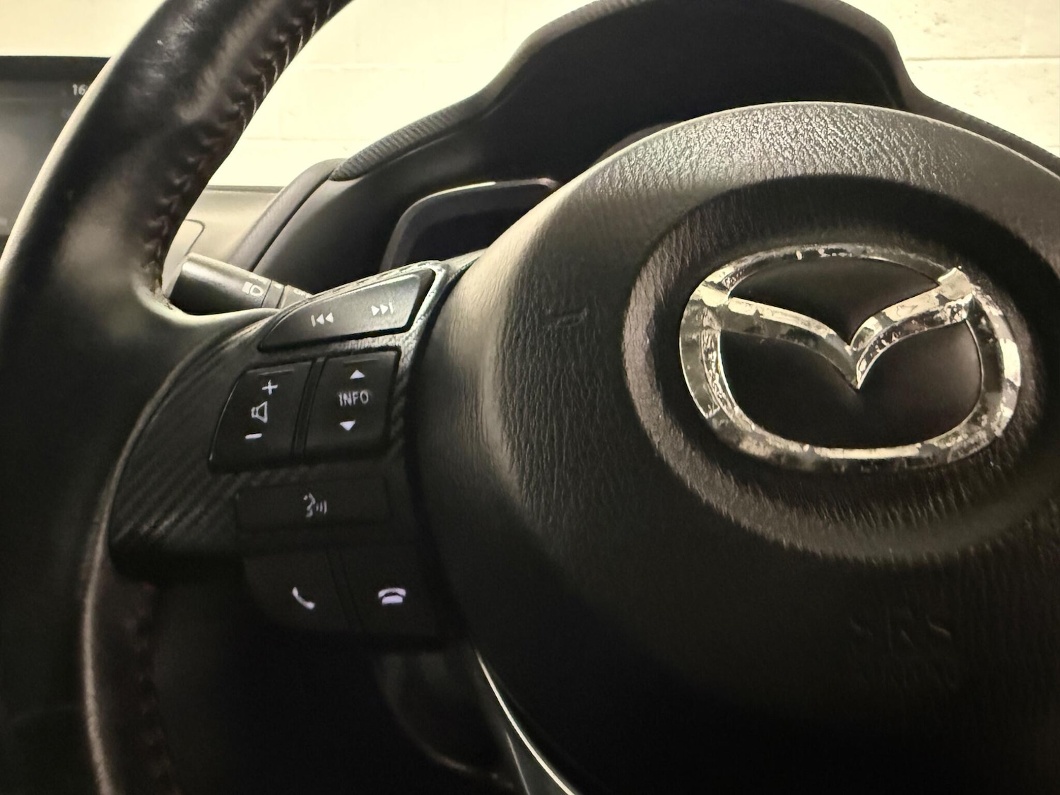 Used Mazda Mazda3 2016 for sale - 76619853: Photo 31