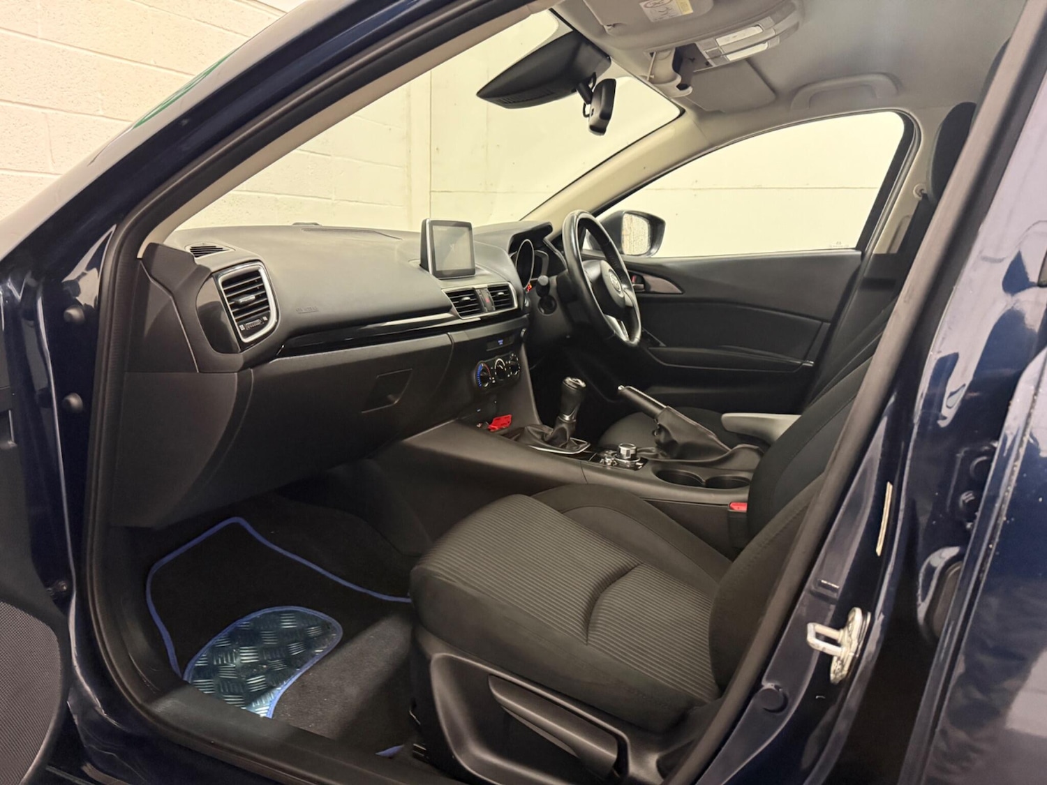 Used Mazda Mazda3 2016 for sale - 76619853: Photo 32