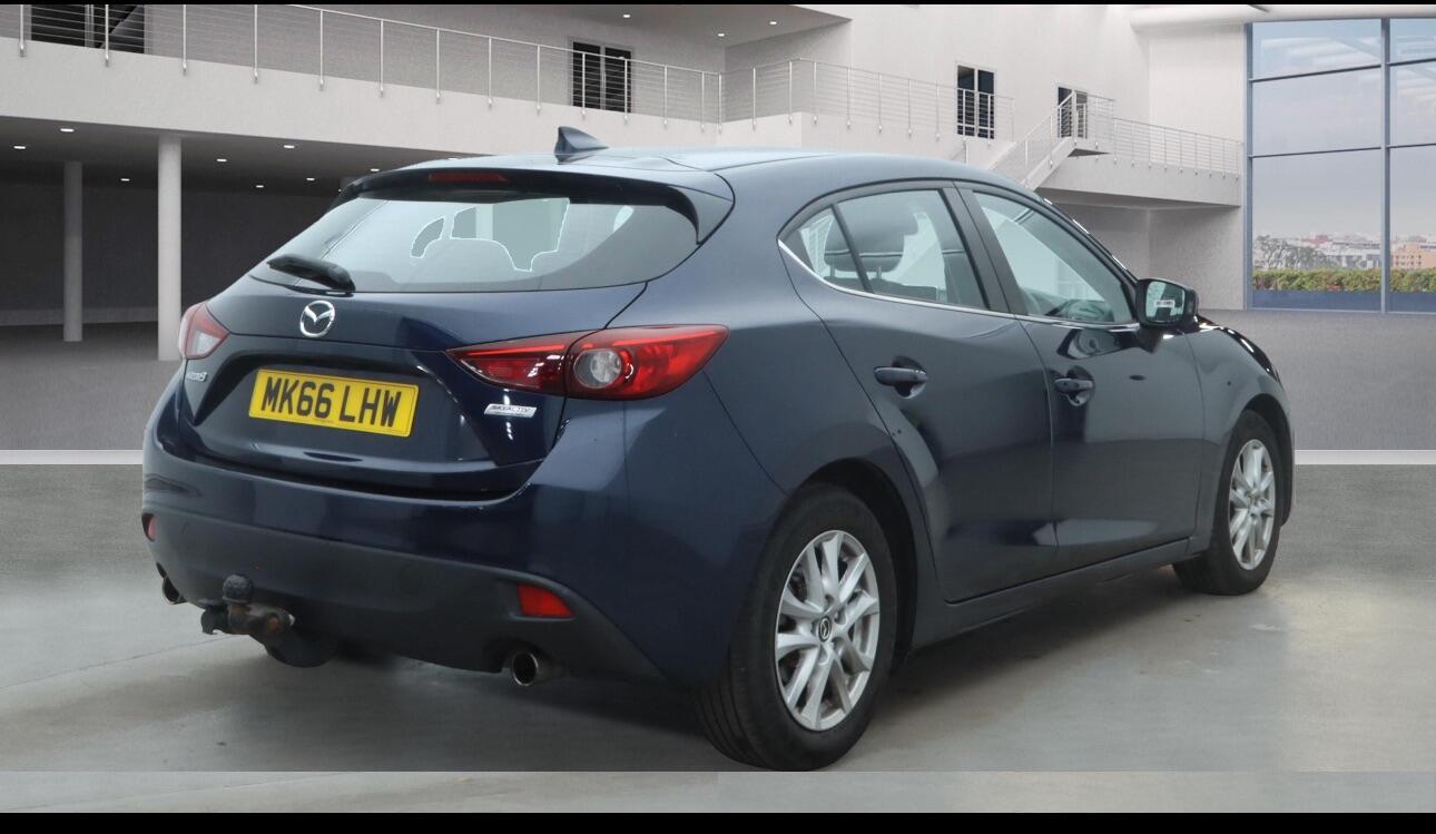 Used Mazda Mazda3 2016 for sale - 76619853: Photo 4