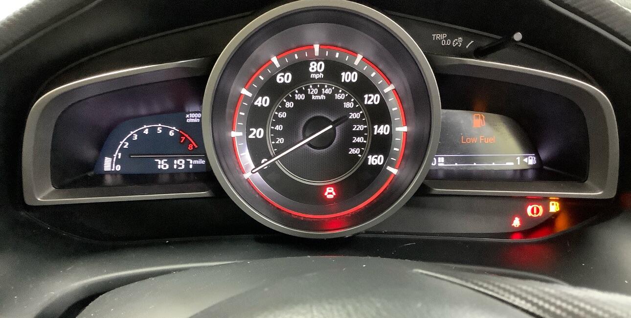 Used Mazda Mazda3 2016 for sale - 76619853: Photo 6