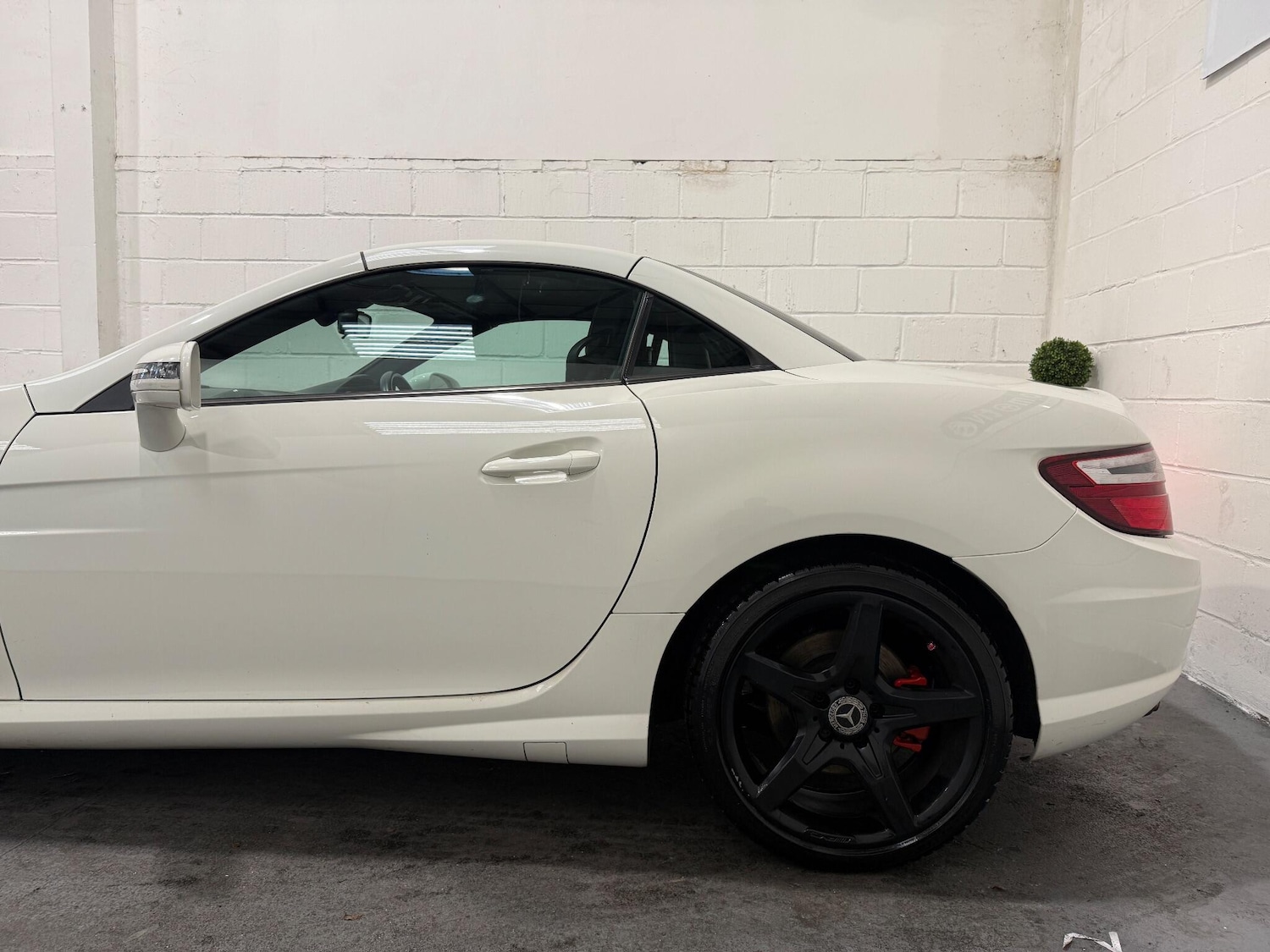 Used Mercedes-Benz SLK 2012 for sale - 76371060: Photo 12