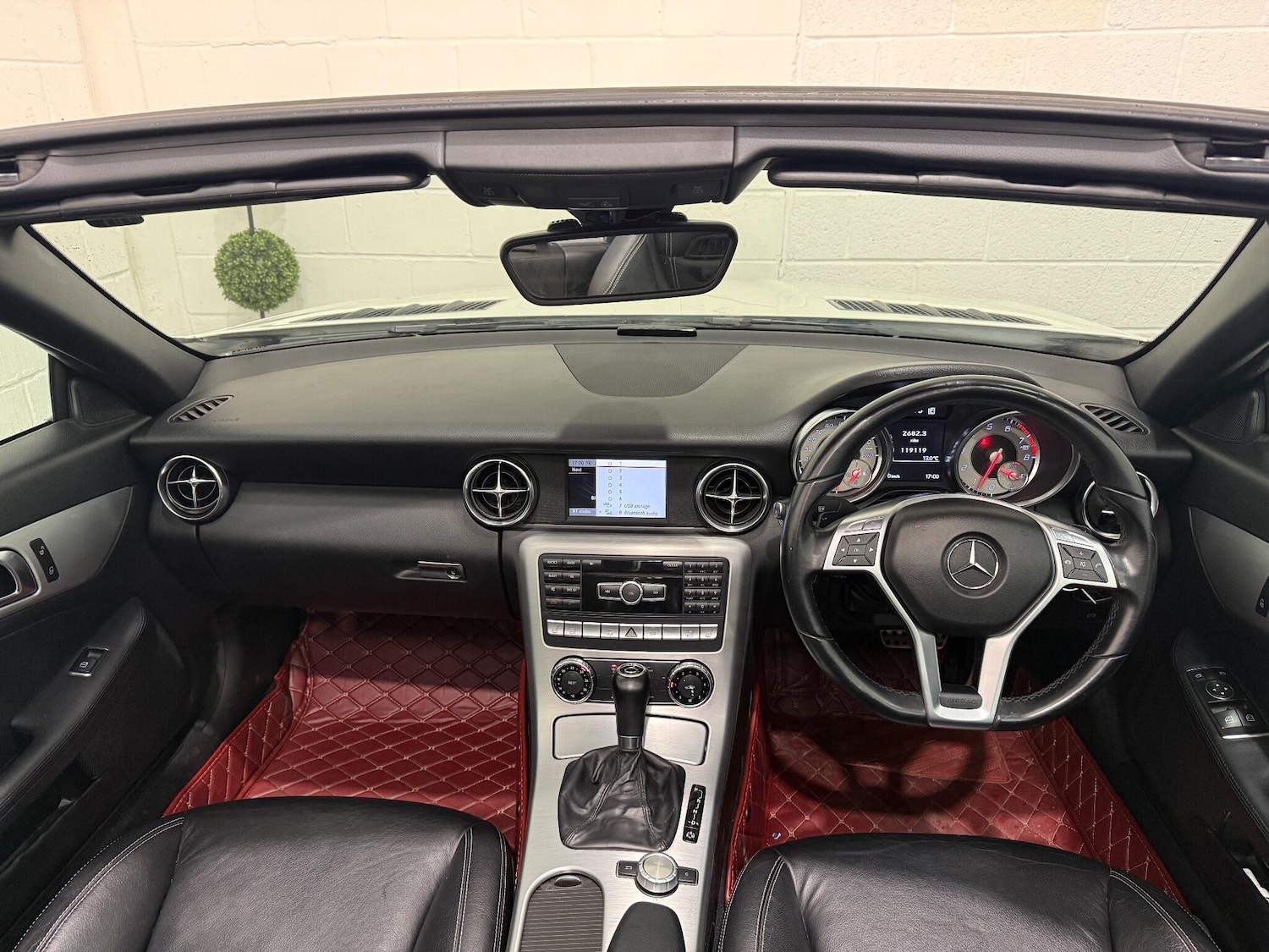 Used Mercedes-Benz SLK 2012 for sale - 76371060: Photo 28